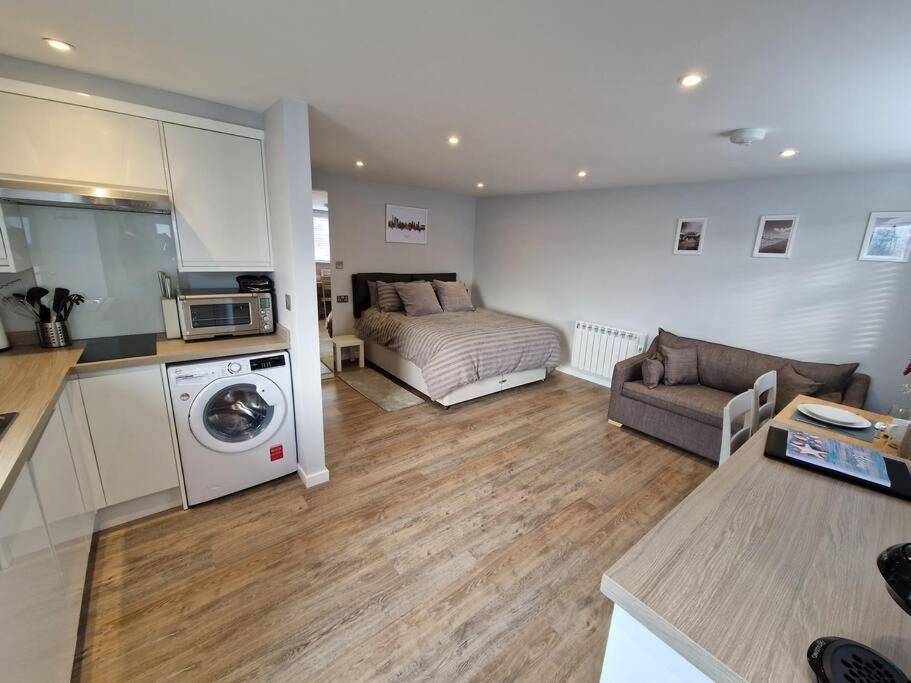 The Patch Apartment Brighton ภายนอก รูปภาพ
